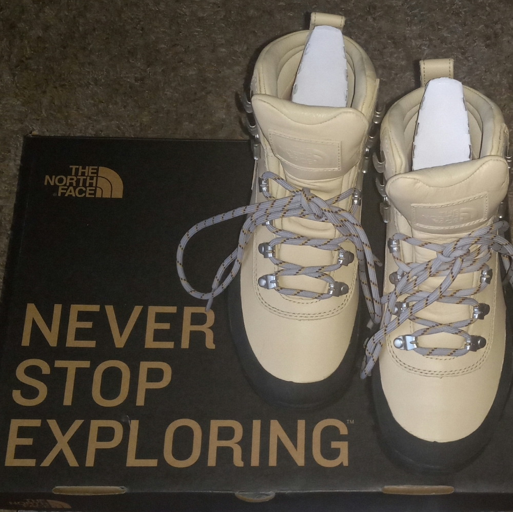 The North Face Boots Womens Size 5